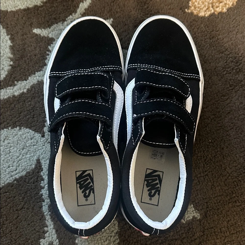 Vans Kids Black and White Velcro Old Skool Sneakers